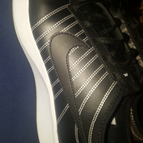 NIKE DUALTONE shoes. - Picture 3 of 16